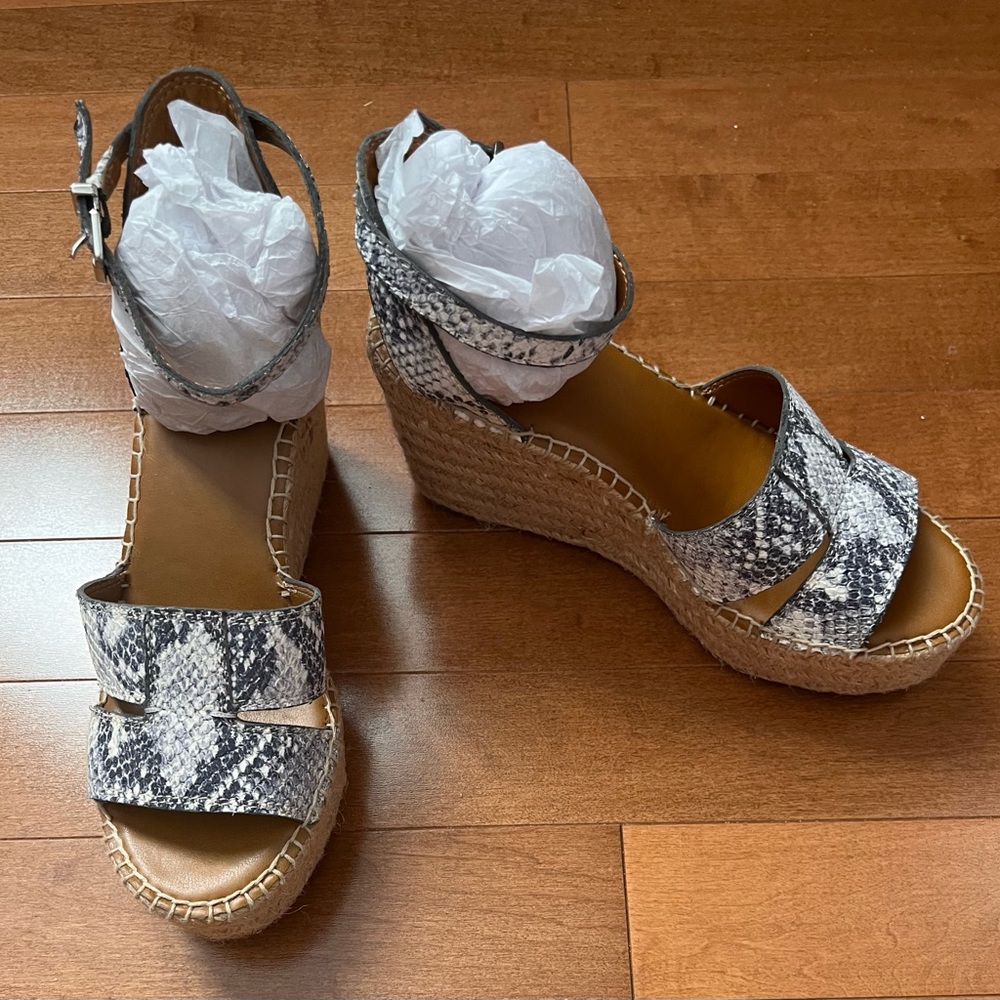 Franco Sarto Snakeskin Wedge Espadrille Sandal Heel Shoe 7